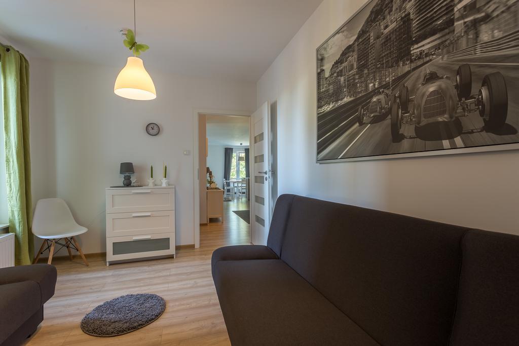 Omi Apartments Kolobrzeg Exterior photo